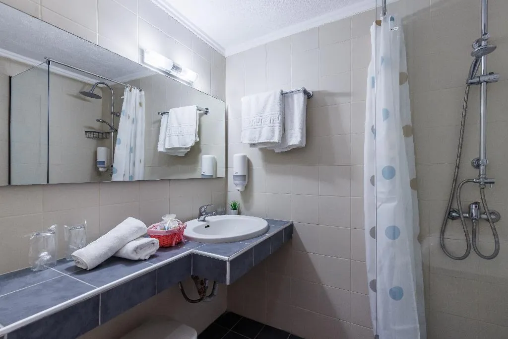 Double or Twin SIDE SEA VIEW Room, Hotel Dionyssos, Skiathos