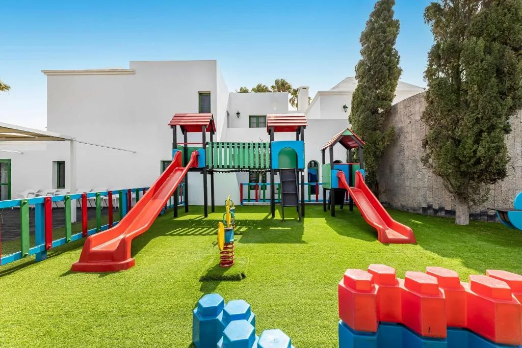 Sports and Entertainment, THB Royal, Lanzarote