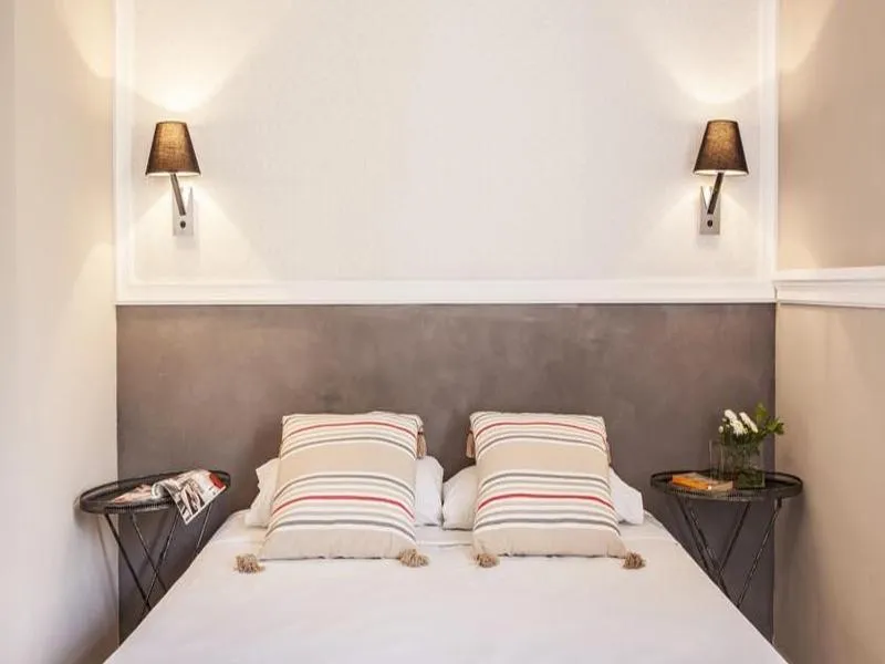 DOUBLE STANDARD Room, AinB Eixample Muntaner, Barcelona