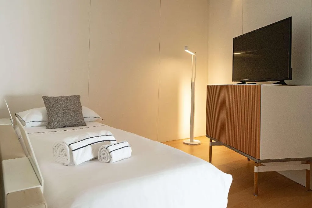 TRIPLE STANDARD Room, Melia Palma Bay, Majorca