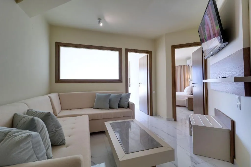 SUITE SEA FRONT Room, Harmony Rethymno Beach, Crete
