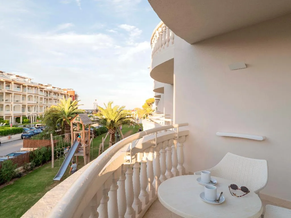 FAMILY ROOM PREMIUM Room, Iberostar Selection Albufera Park All Inclusive, Majorca