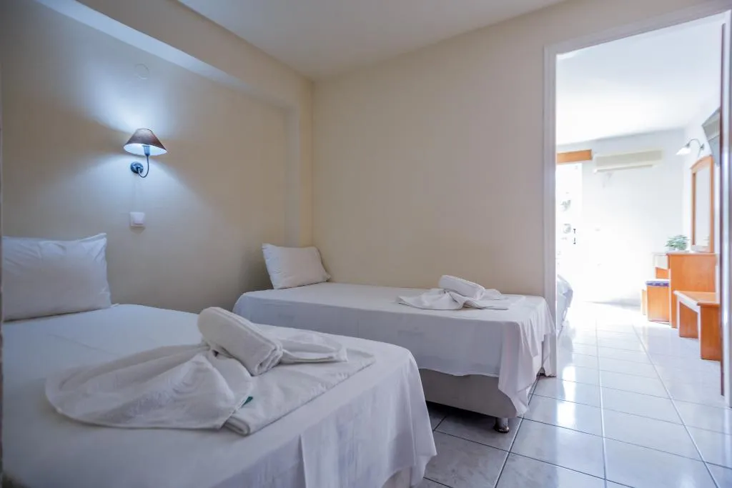 APARTMENT CAPACITY 2 TWO BEDROOMS Room, Vivian Hotel, Zante