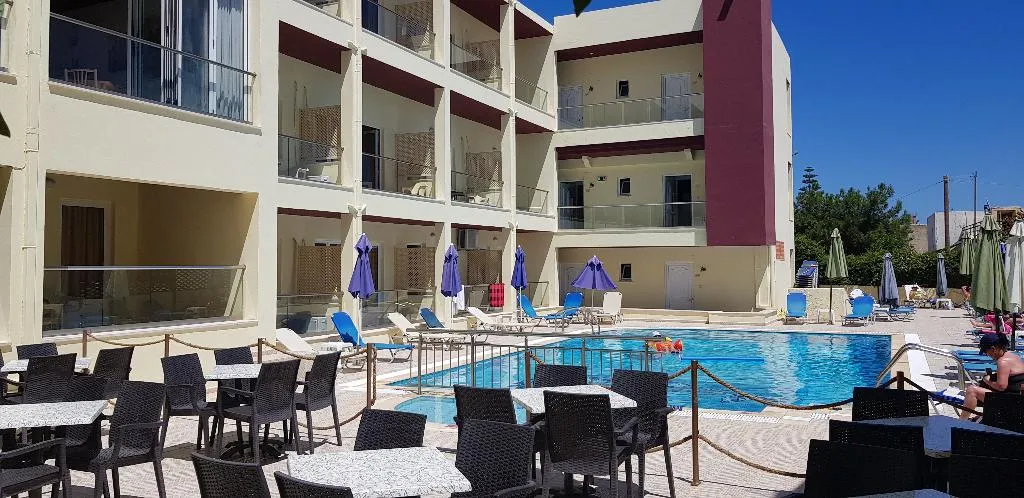 Pool, Alexandros, Crete