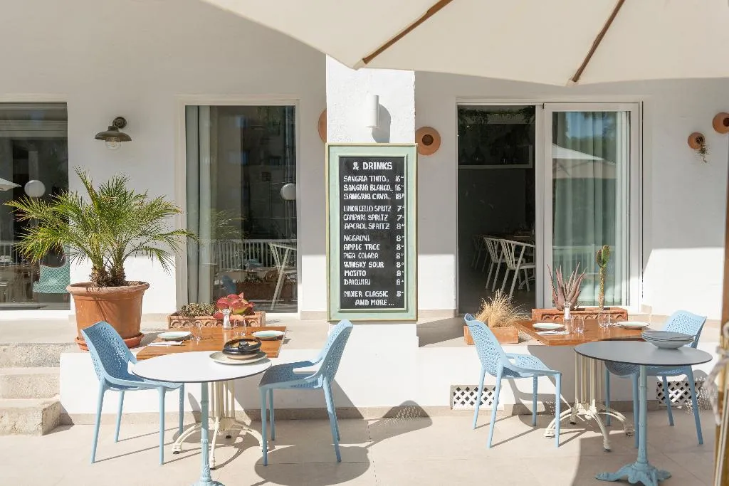 Bar, Villa Real Club Apartments, Majorca