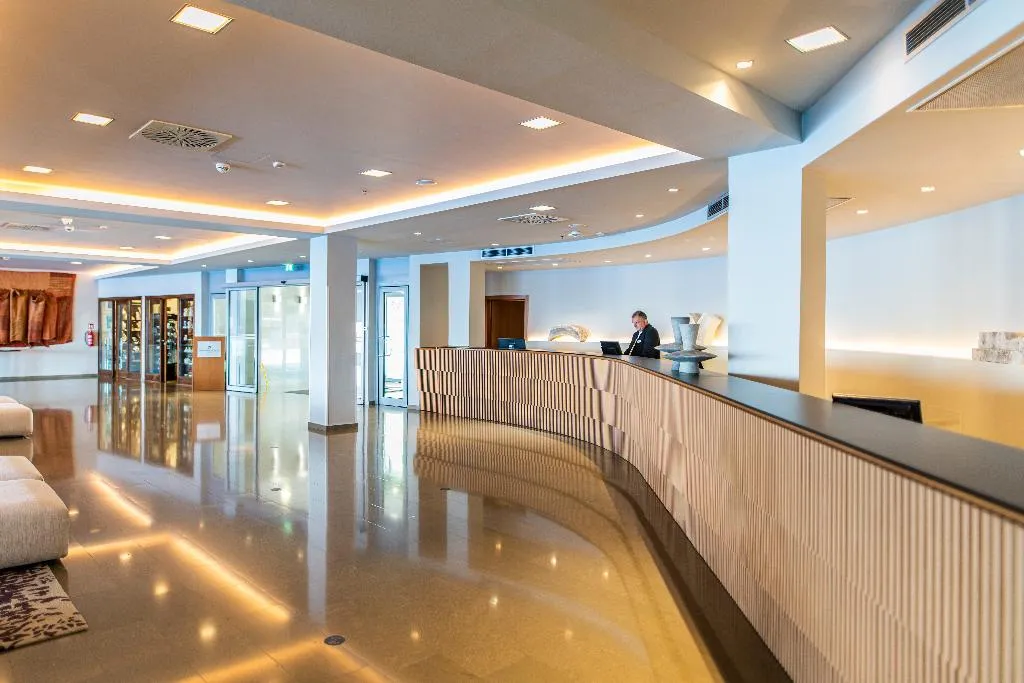 Lobby, Dubrovnik Palace, Dubrovnik