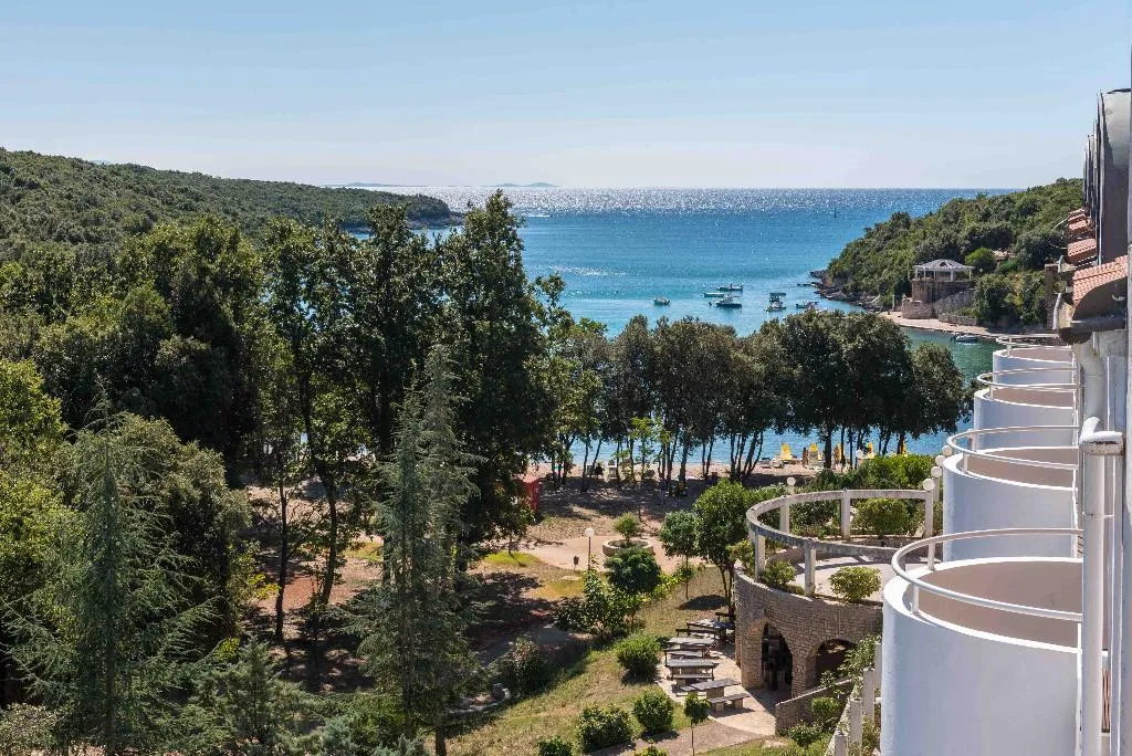 Terrace, Duga Uvala, Istria