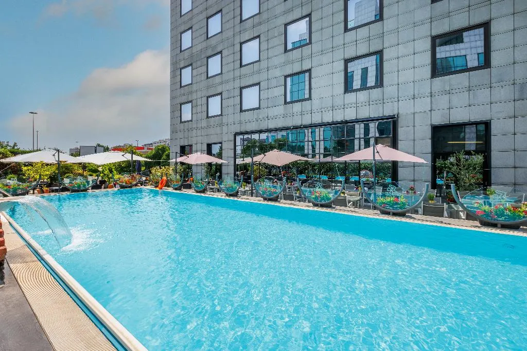 Pool, iH Hotels Milano Lorenteggio, Milan