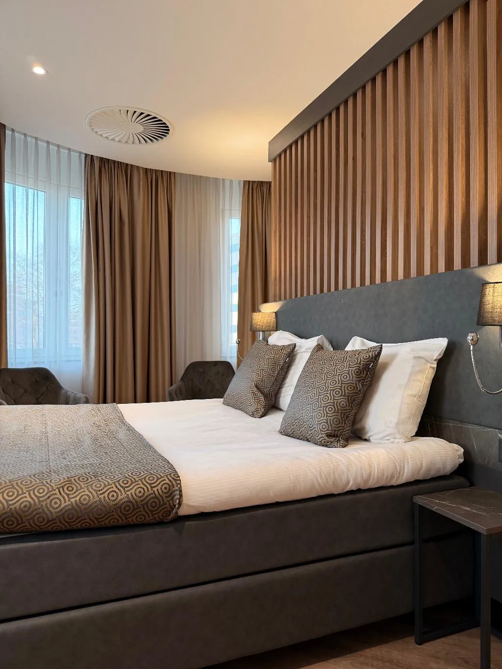 DOUBLE EXECUTIVE Room, OZO Hotels Antares Amsterdam Schiphol Airport, Amsterdam