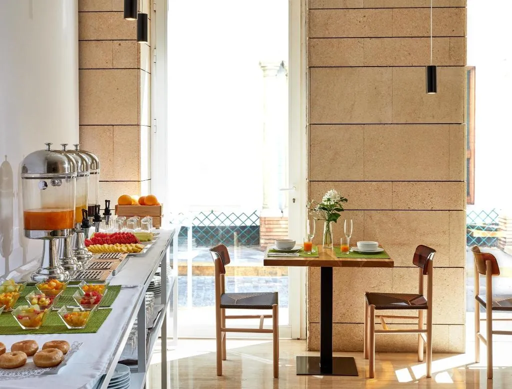 Restaurant, Rey Alfonso X, Seville