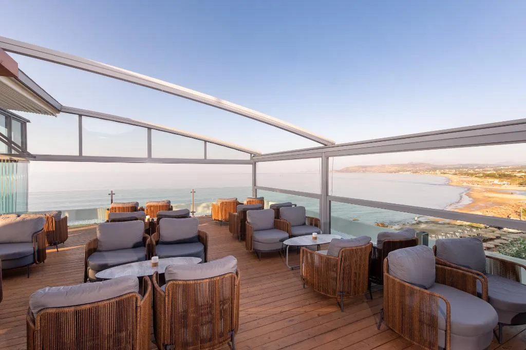 Bar, Corissia Beach, Crete