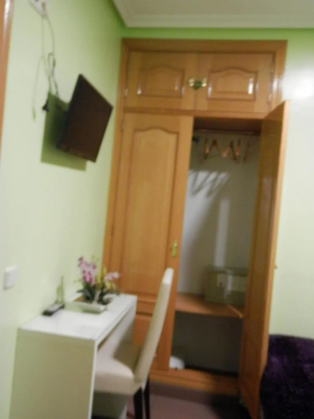 Room, Hostal Del Pez Azul, Madrid