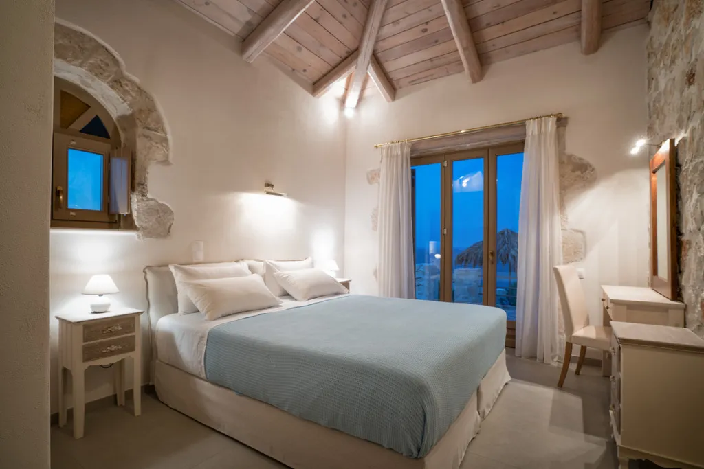 VILLA FOUR BEDROOMS Room, Blue Caves Villas, Zante