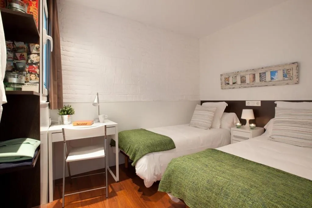 Room, Enjoybcn Gaudi Apartments, Barcelona