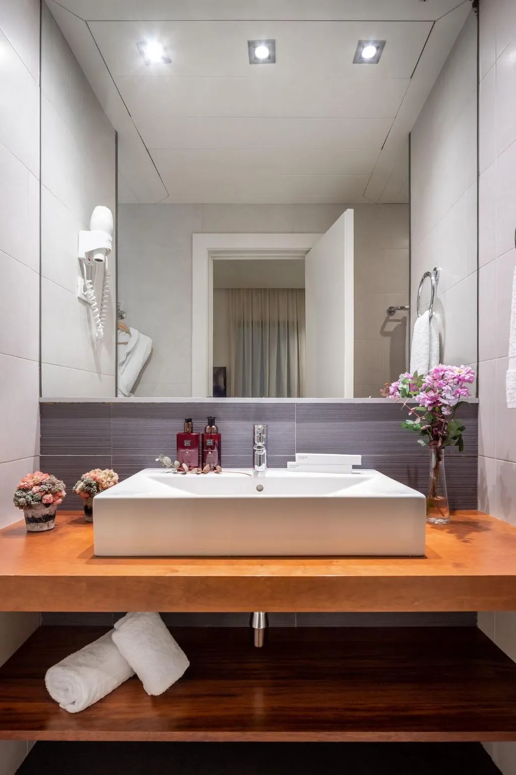 DOUBLE INNER Room, Duquesa Suites, Barcelona