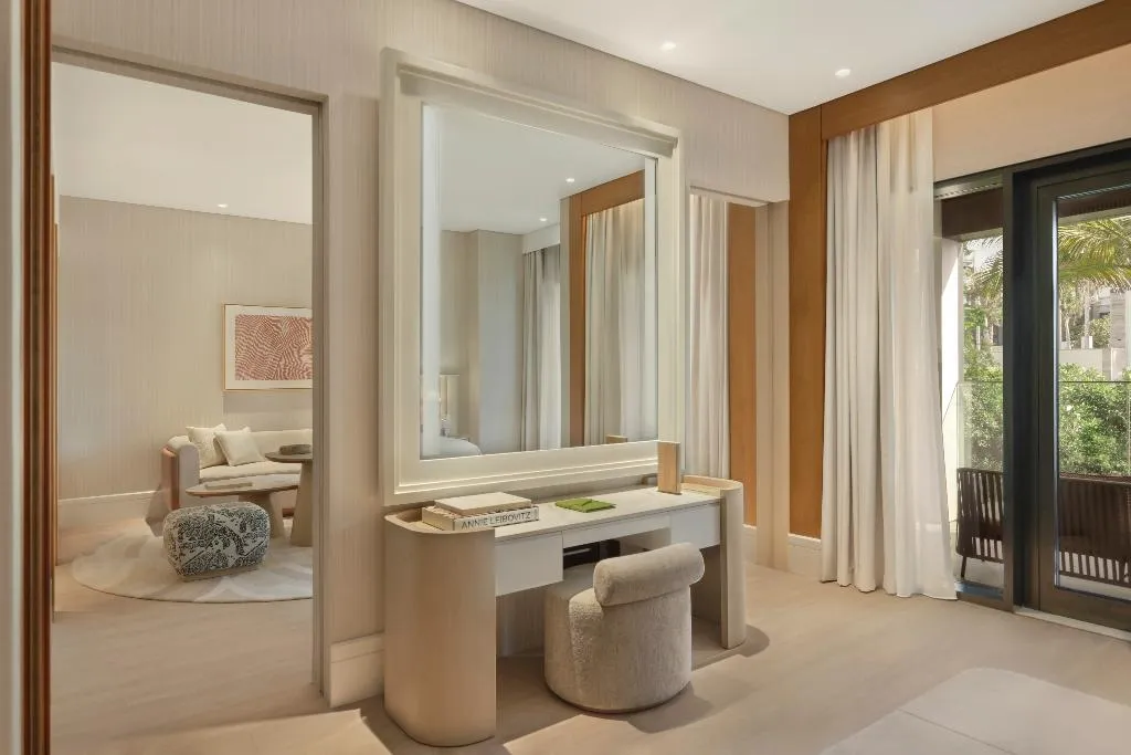 SUITE SEA VIEW KING BED Room, Delano Dubai, Dubai