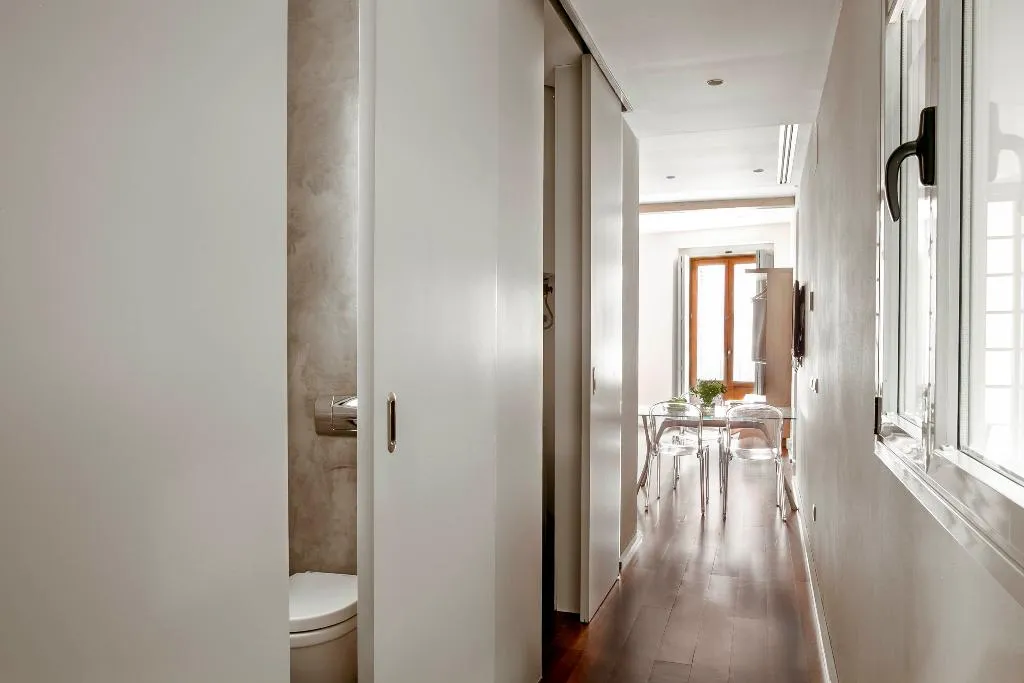 APARTMENT TWO BEDROOMS TWO BATHROOMS Room, Eric Vokel Madrid Suites, Madrid