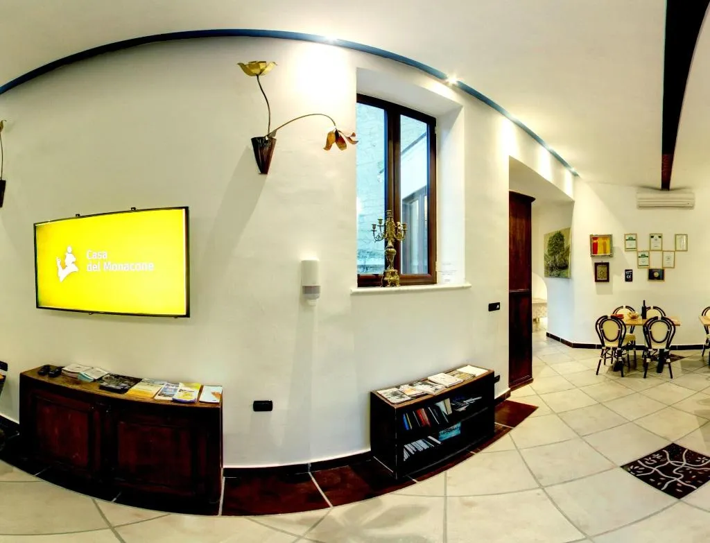 Room, Casa Del Monacone, Naples