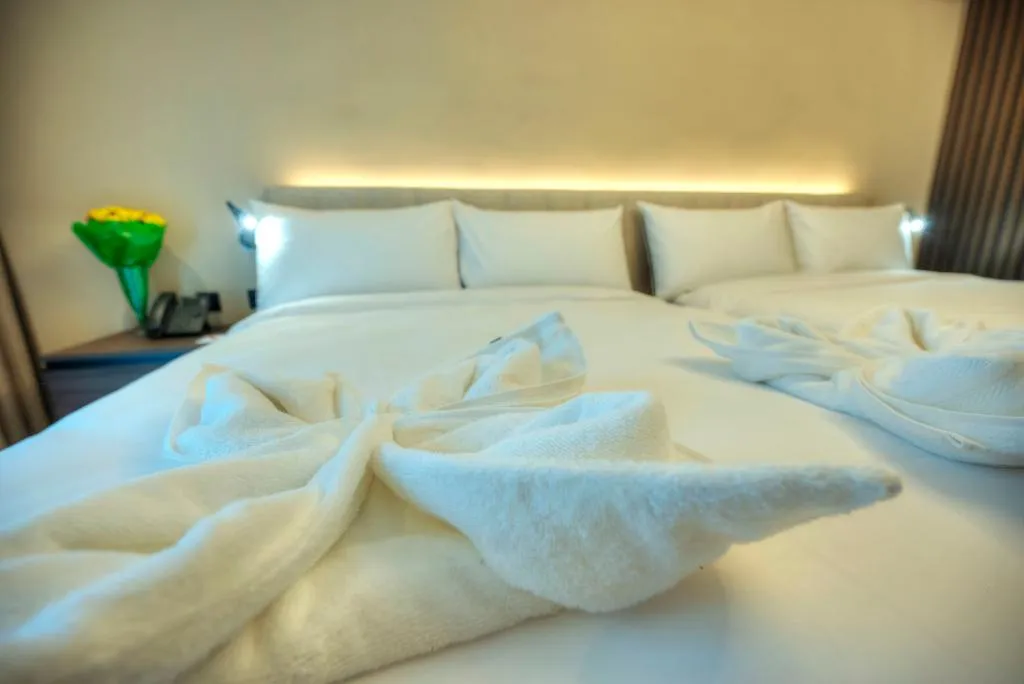 FAMILY ROOM WITH BALCONY Room, Aste Hotel, Malta