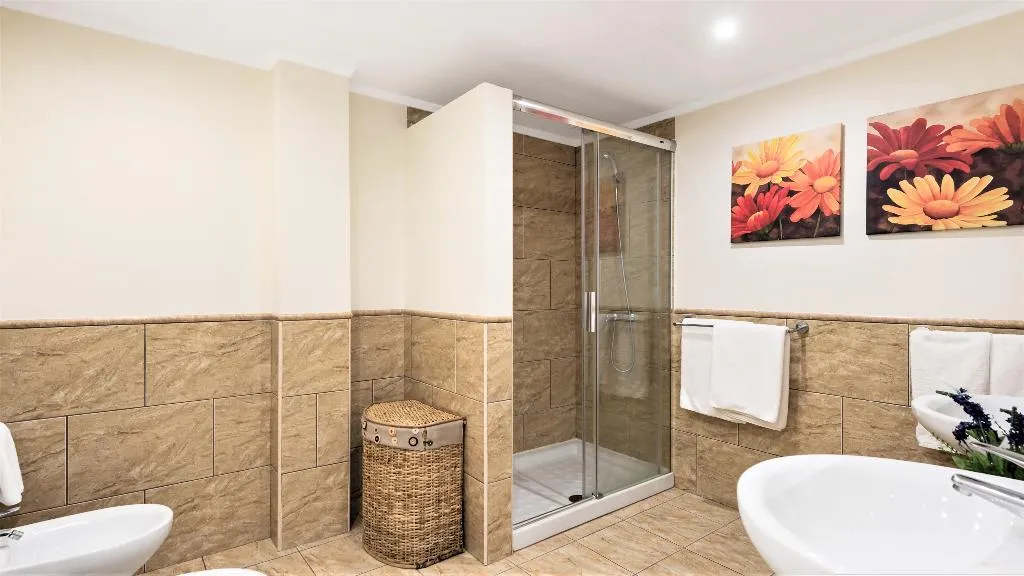 VILLA STANDARD Room, Villa Marina Puerto Banus, Costa Del Sol