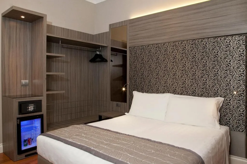 Room, Residenza Le Fonticine, Florence
