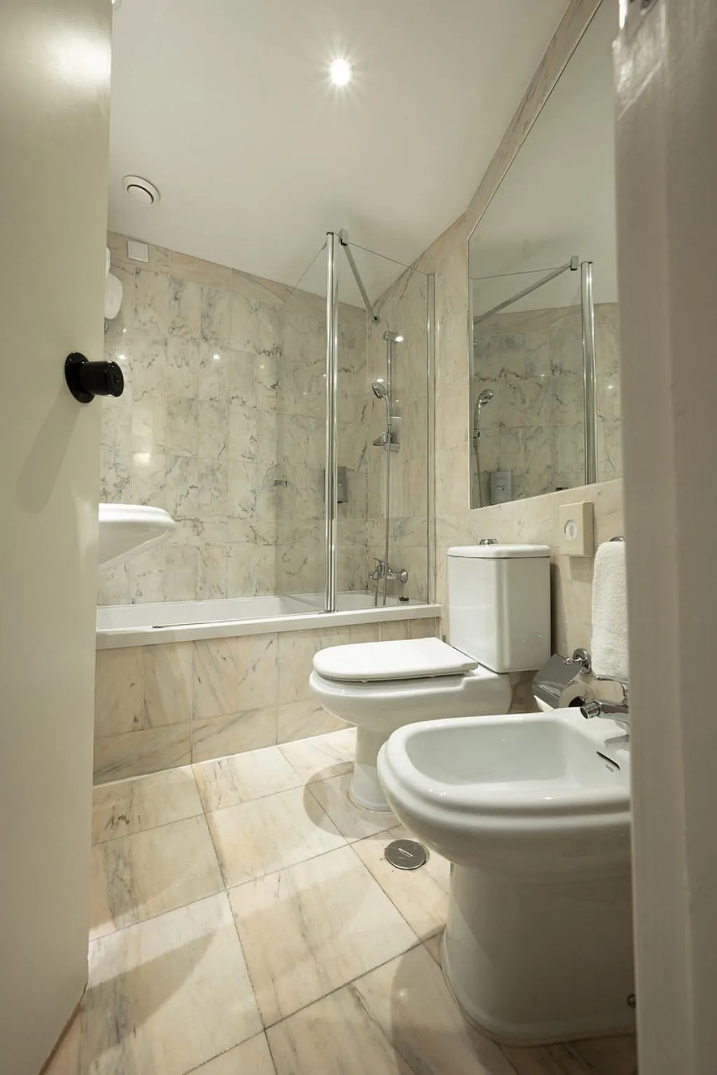 Double or Twin DELUXE Room, Dom Carlos Park, Lisbon