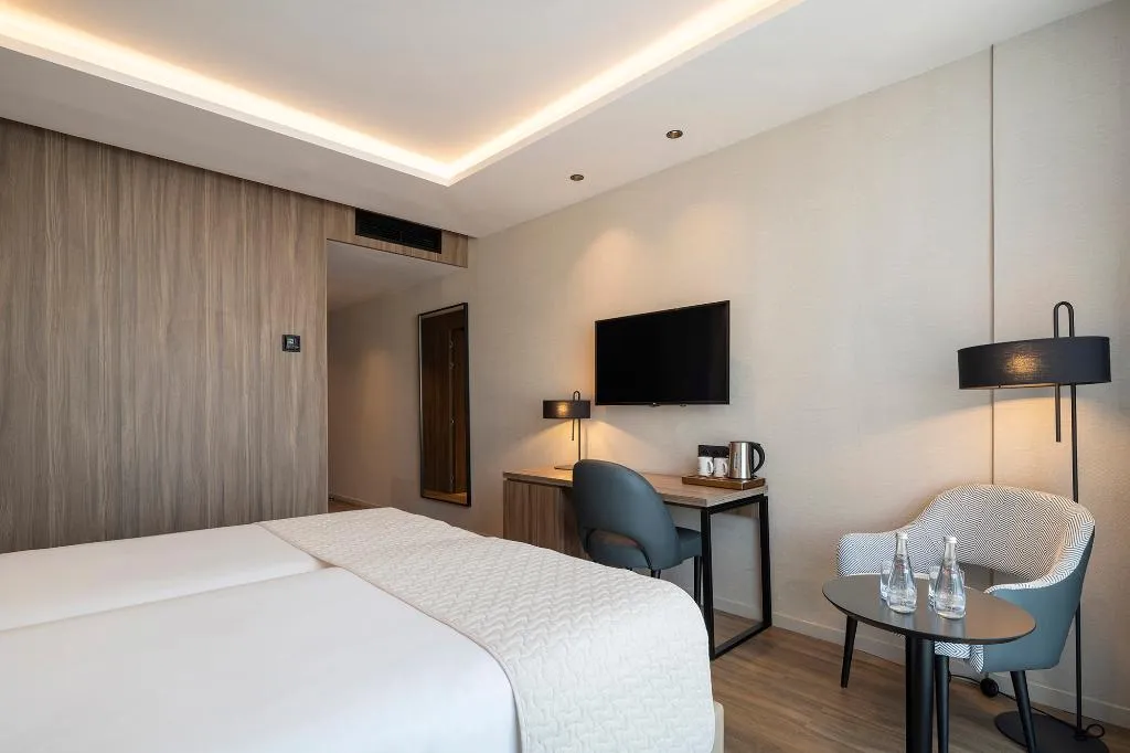 DOUBLE DELUXE Room, Eurostars Casa Anfa, Casablanca