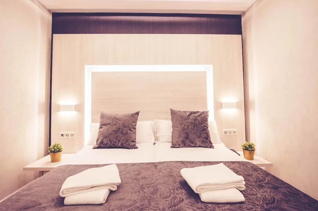 Room, Hostal Lisboa, Madrid