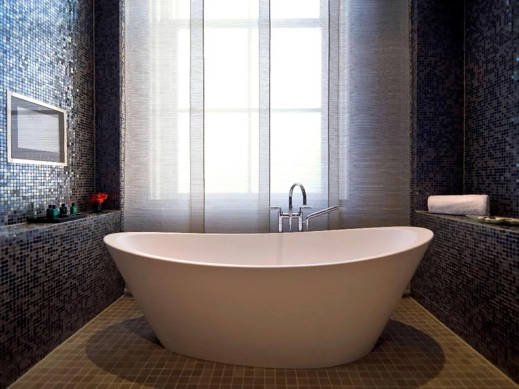 SUITE CANAL VIEW Room, Sofitel Legend the Grand Amsterdam, Amsterdam