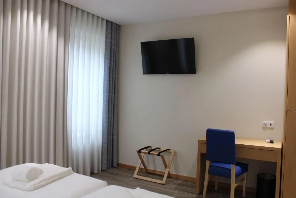 Room, Oporto Station Hostel & Rooms, Porto