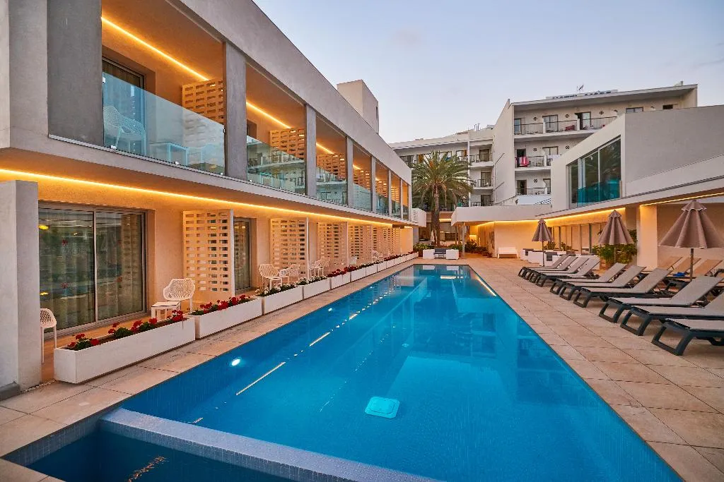 Pool, More, Majorca