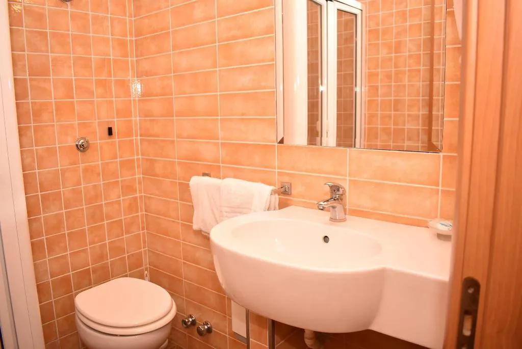 Room, Hotel Miravalle, Naples