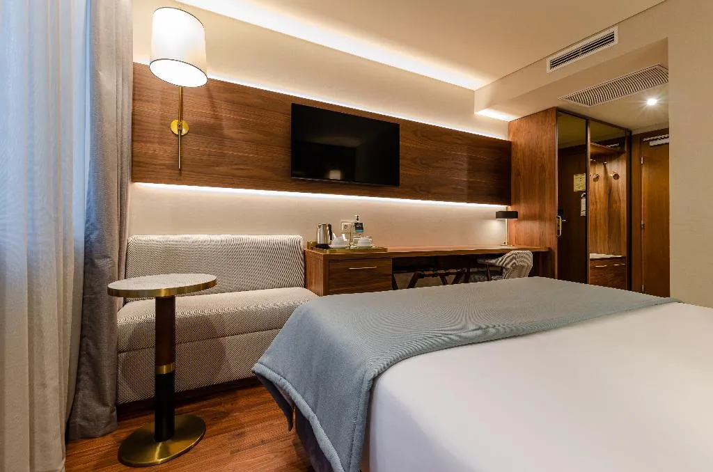 DOUBLE STANDARD Room, Turim Av Liberdade Hotel, Lisbon