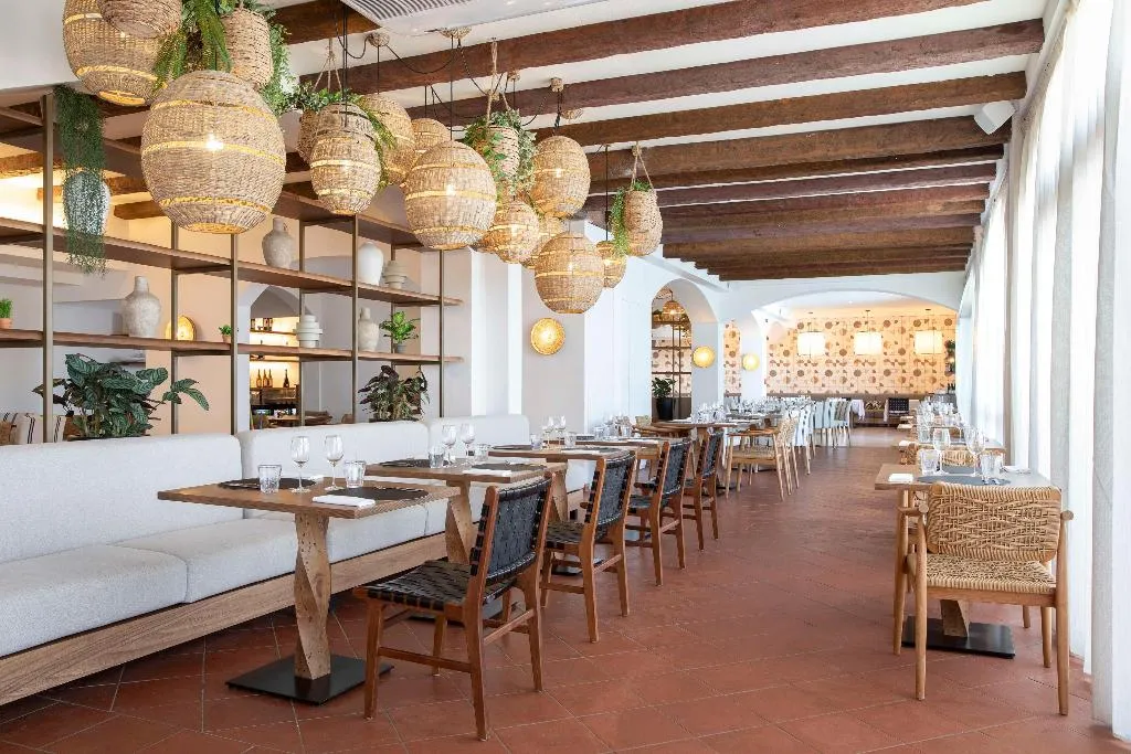 Restaurant, Mangia's Santa Teresa Sardinia, Curio Collection, Olbia