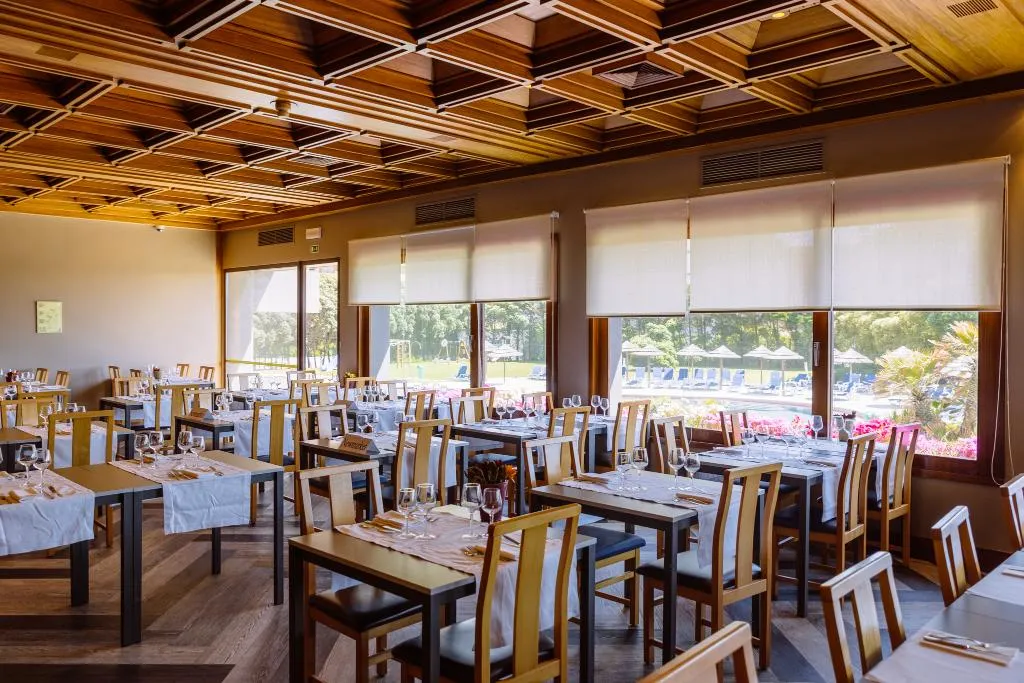 Restaurant, Axis Vermar Conference & Beach Hotel, Porto
