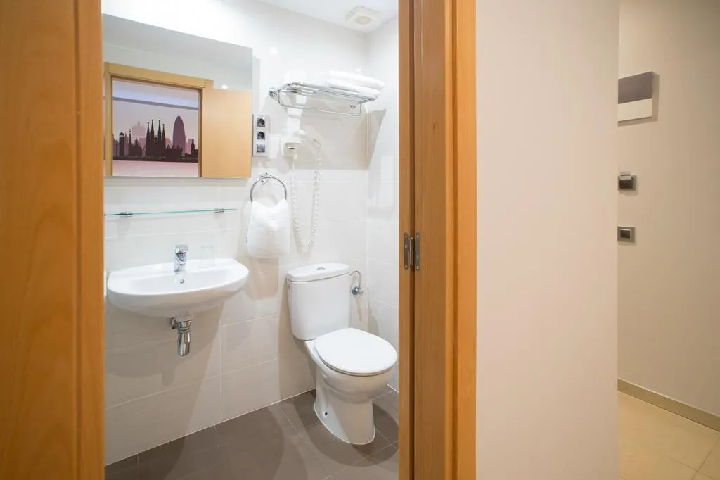 DOUBLE STANDARD Room, Hostal Las Flores, Barcelona