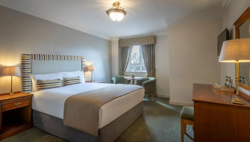 DOUBLE STANDARD Room, Bracken Court Hotel, Dublin