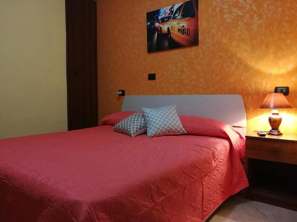 Room, Garden inn, Naples