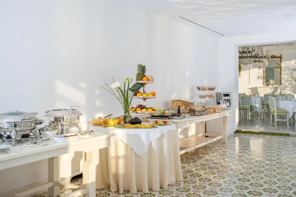 Restaurant, Belair, Naples