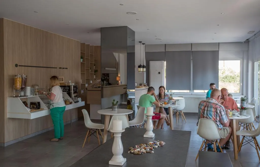 Room, Theofilos City Hotel, Crete