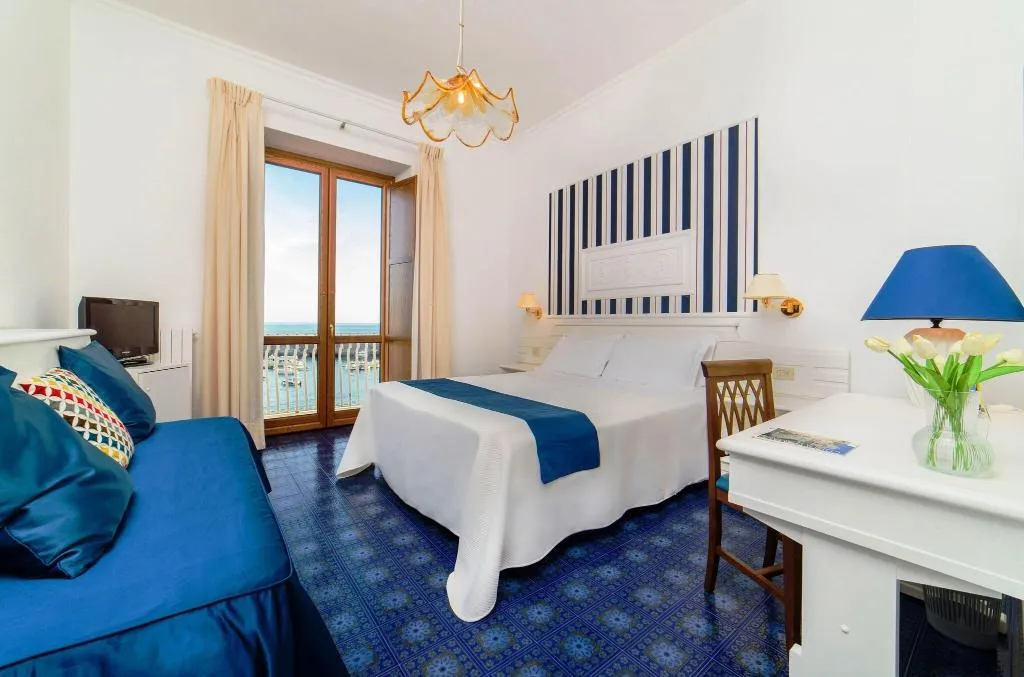Double or Twin SUPERIOR Room, La Bussola, Naples
