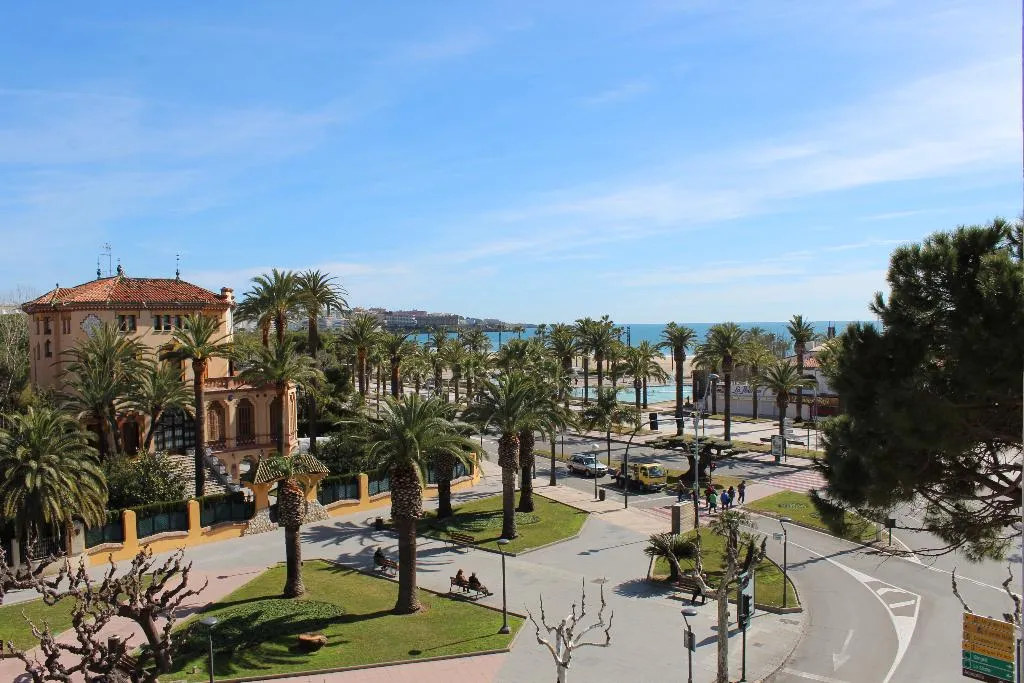 General view, Planas, Costa Dorada