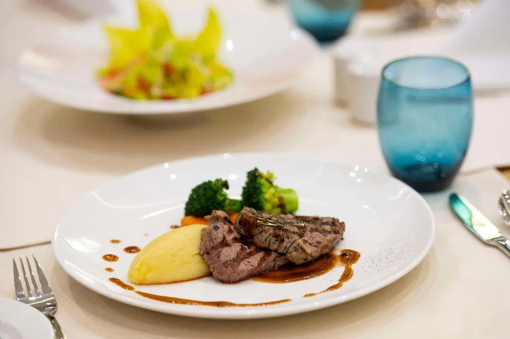 Restaurant, Barceló Al Jaddaf, Dubai, Dubai