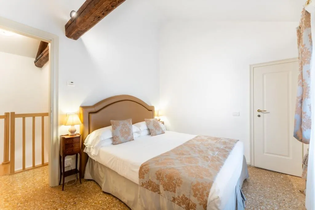 APARTMENT EXECUTIVE THREE BEDROOMS Room, San Teodoro Palace  - Luxury Apartments, Venice