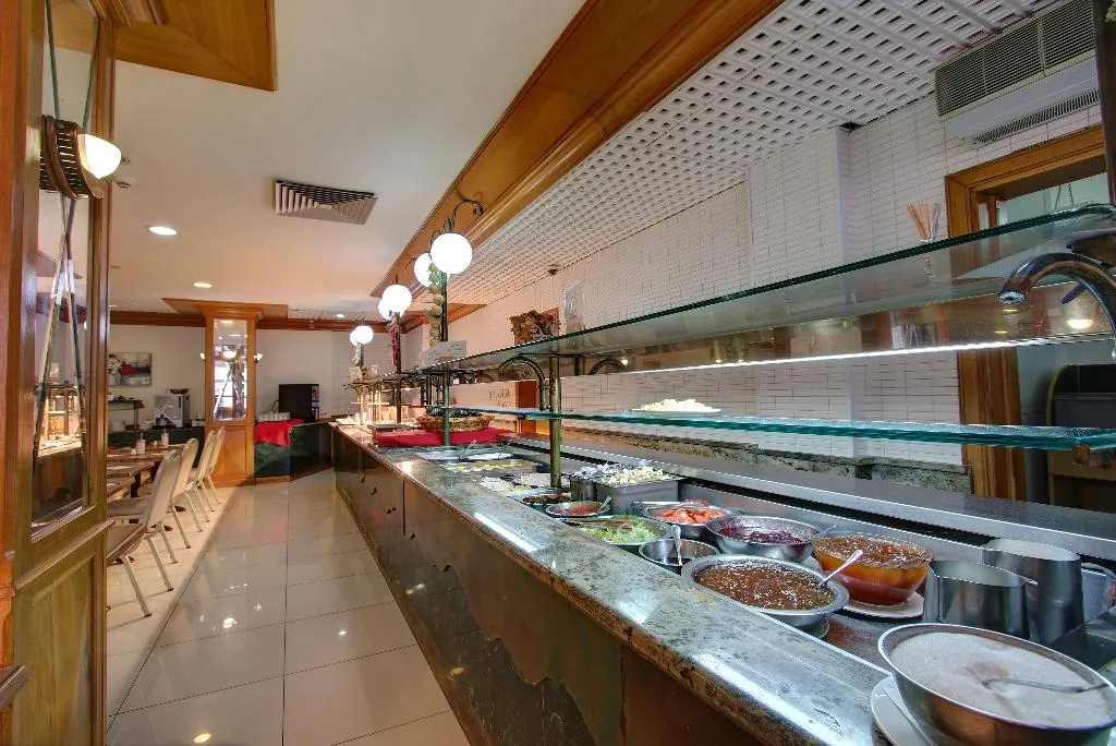 Restaurant, Canifor Hotel, Malta