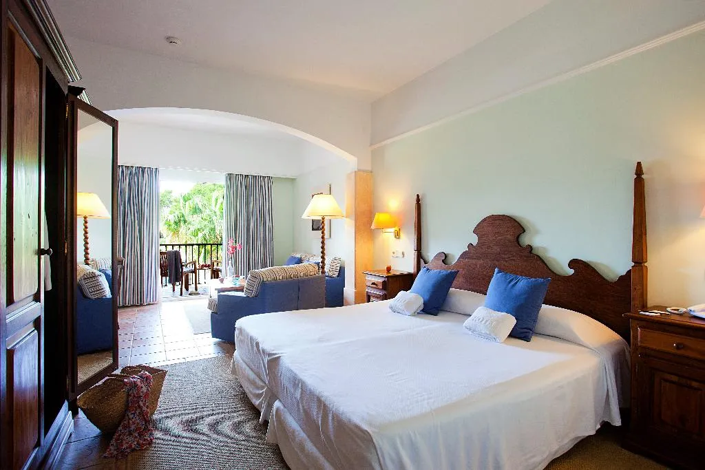 JUNIOR SUITE STANDARD Room, Cala Sant Vicenç - ADULTS ONLY, Majorca