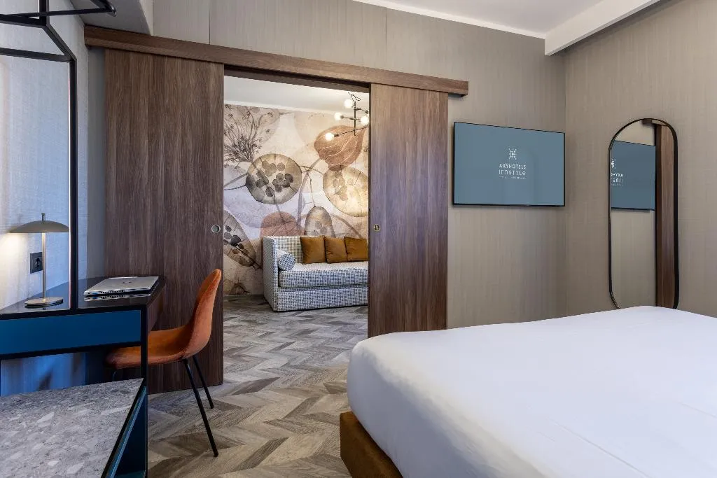 JUNIOR SUITE STANDARD Room, AXYHOTELS InnStyle Milano, Milan