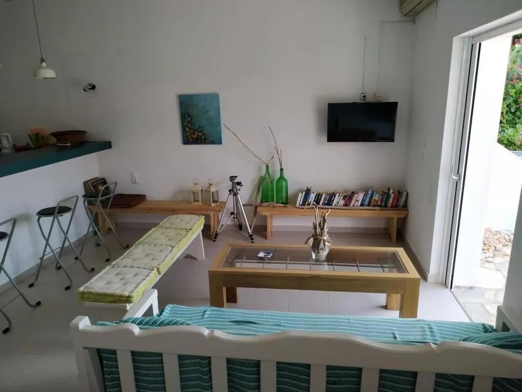 Room, Esperos Studios, Skiathos