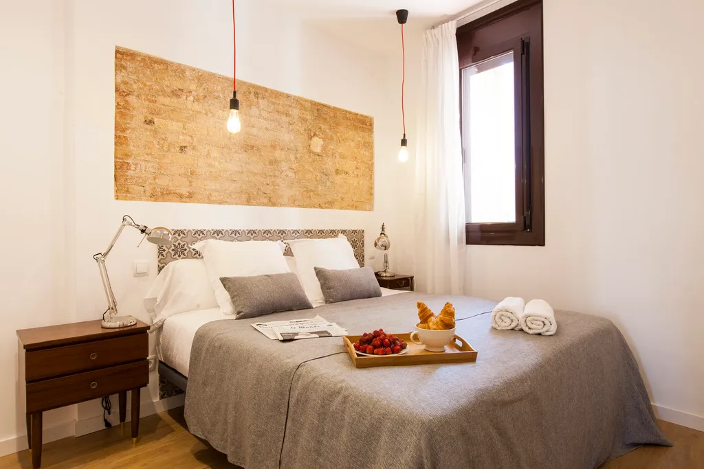 APARTMENT WITH BALCONY Room, Charming Flats by Aspasios, Barcelona