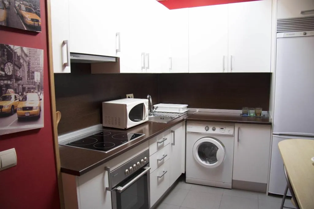 Room, Apartahotel Collarubio, Madrid